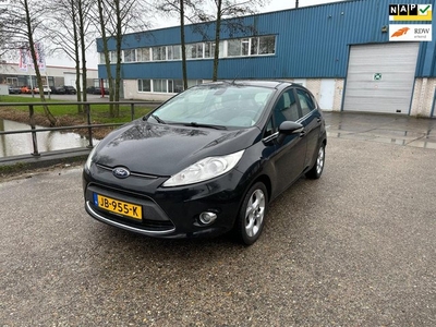 Ford Fiesta 1.25 Titanium 5 deurs Clima! LM velgen! APK!