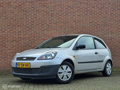 Ford Fiesta 1.3-8V Style