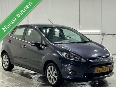 Ford Fiesta 1.4 GhiaCRUISETREKHAAKAIRCONAP