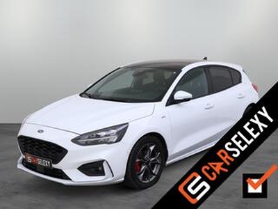 Ford FOCUS 1.0 ST-Line 150PK | Pano dak | Adapt. Cruise | Stuur/stoel verw