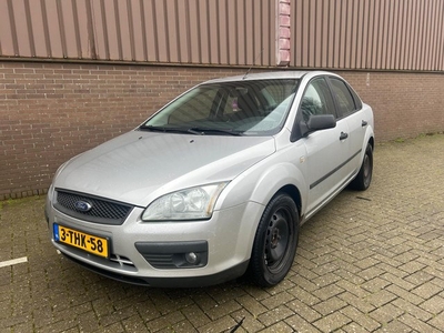 Ford Focus 1.6-16V Trend 5drs Airco