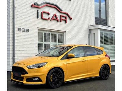 Ford Focus 2.0 ST-2 250PK Xenon-Maxton-Carplay-Remus