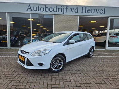 Ford Focus Wagon 1.0 EcoBoost *Nieuwe Distributie set