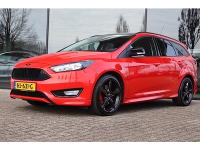 Ford FOCUS Wagon 1.5 RED EDITION NAVI CRUISE PRIVACY