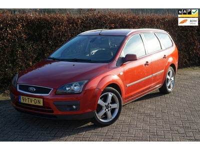 Ford Focus Wagon 2.0-16V Rally Edition1e