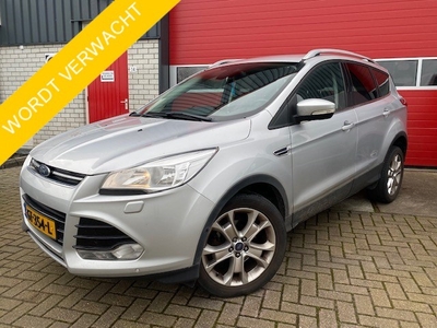 Ford Kuga 1.5 Titanium TREKHAAK / ACHTERUITRIJCAMERA /