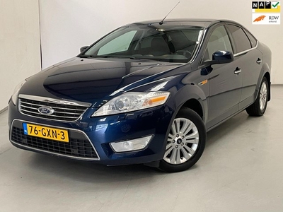 Ford Mondeo 2.0-16V Ghia / Leder / Xenon / Clima / Bluetooth