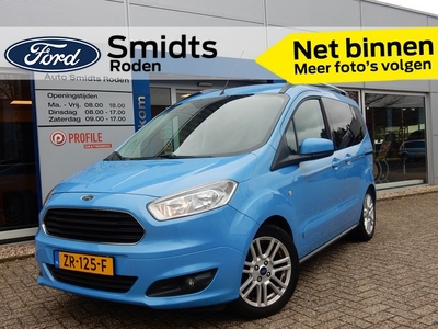 Ford Tourneo Courier 1.0 Ecoboost Titanium