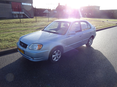 Hyundai Accent 1.6i Dynamic