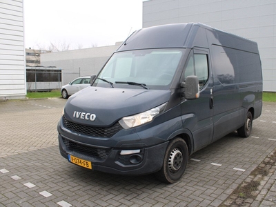 Iveco Daily 35S15V 2.3 352 L2H2 - € 9.450,- NETTO! - Climate - Trekhaak - 3 ZIts Bijrijdersbank