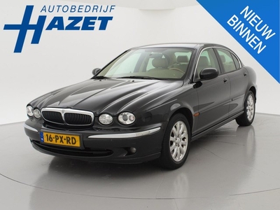 Jaguar X-type 2.5 V6 AWD + LEDER