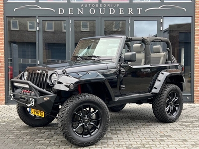 Jeep Wrangler 3.8 Sahara Incl. HARDTOP / 20 INCH / VERHOOGD