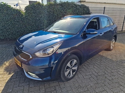 Kia Niro 1.6 GDi Hybrid Dynamic Line Navi Carplay