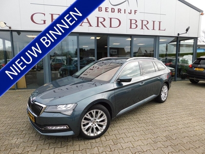 Škoda Superb Combi 1.5 TSI /DSG Business Edition,Pano, Keyless, Camera, Trekhaak, memory stoel