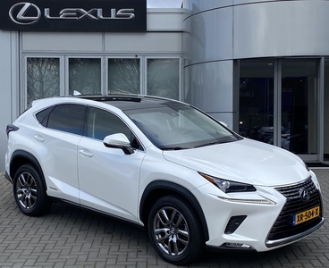 LEXUS NX-SERIE 300h AWD Luxury Line PANO STOELVERW AD-CRUISE EL-ACHTERKLEP DAB+ CARPLAY