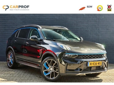 Lynk & Co 01 PLUG-IN HYBRID PHEV / PANO / CAMERA /