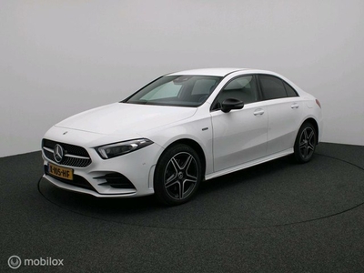 Mercedes A-klasse 250e Business Solution AMG Limited! BTW