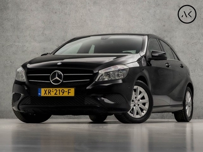 Mercedes-Benz A-Klasse 180 Sport (NAVIGATIE, GETINT GLAS