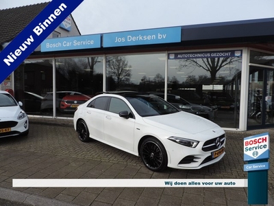 Mercedes-Benz A-Klasse 250 e AMG Line Burmester