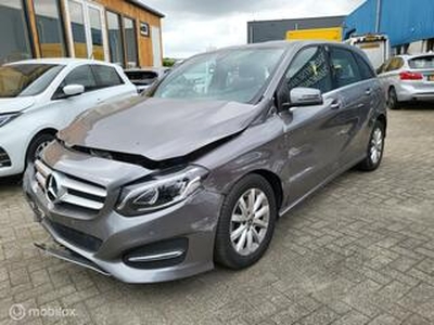 Mercedes-Benz B-KLASSE B 180 1.6 benzine 123 pk autom