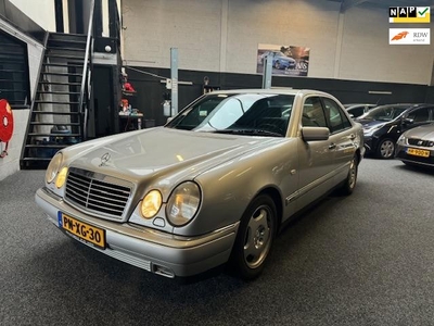 Mercedes-Benz E-klasse 220 D Avantgarde