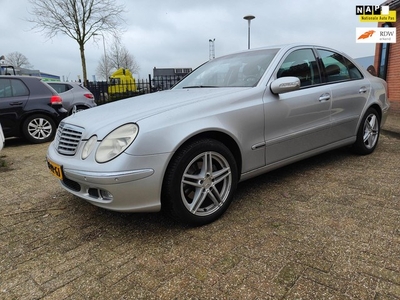 Mercedes-Benz E-klasse 240 Elegance in uitstekende staat