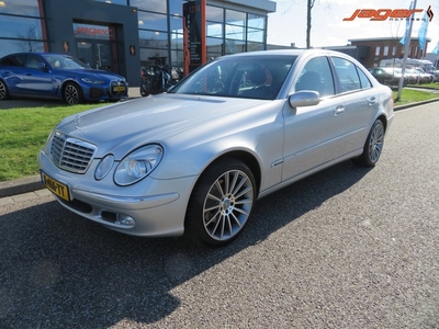 Mercedes-Benz E-Klasse 320 AUTOM. NAV. YOUNGTIMER