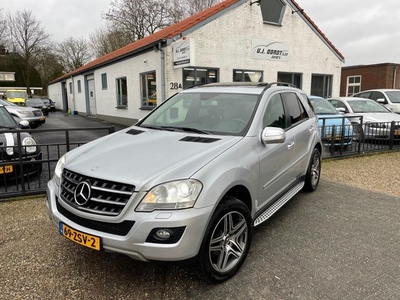 Mercedes-Benz M-klasse 320 CDI nette staat!