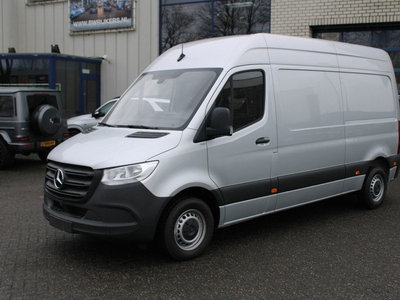 Mercedes-Benz Sprinter 315 CDI L2H2 FWD MBUX met camera, Cruise controle, Etc.