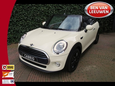 MINI Cabrio 1.5 Cooper F57 van 1ste eig, LED, PDC, Airco