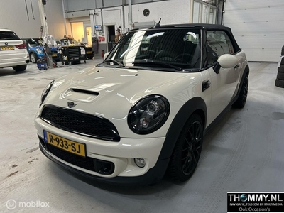 Mini Cabrio 1.6 Cooper S Chili Automaat slechts 25000 km.