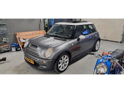 MINI Cooper S panorama Chilli inruil mogelijk (bj 2003)