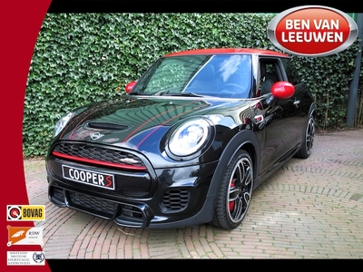 Mini John Cooper Works Benzine