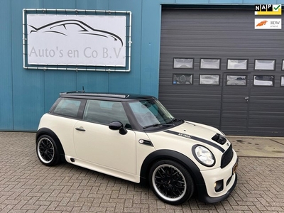 Mini Mini 1.6 Cooper S Compleet John Cooper Works Leder