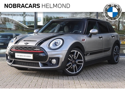 MINI MINI Clubman Cooper S JCW Chili Automaat / Panoramadak / Achteruitrijcamera / Sportstoelen / LED / Comfort Access / Harman-Kardon / Navigatie Professional