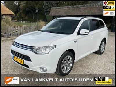 Mitsubishi OUTLANDER 2.0 PHEV Instyle+ Leder, Navi, Keyless inkl btw