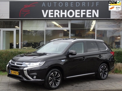 Mitsubishi Outlander 2.0 PHEV Instyle+ - PANORAMADAK - NAP KM STAND - NAVIGATIE - LANE ASSIST - STOELVERWARMING