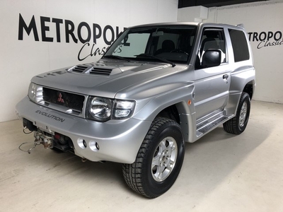 Mitsubishi Pajero Evolution Grijs M0811 (bj 1998)