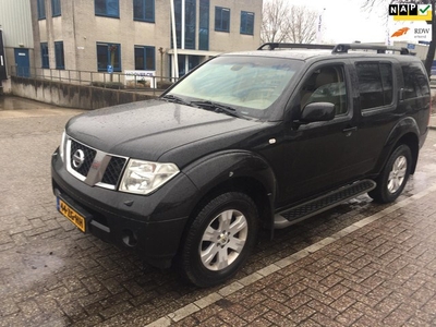 Nissan Pathfinder 2.5 dCi LE Premium IT 7 Persoons