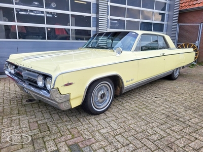 Oldsmobile 98 - ONLINE AUCTION