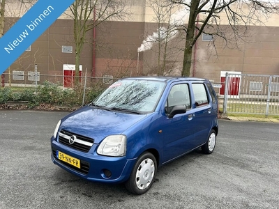 Opel Agila Benzine