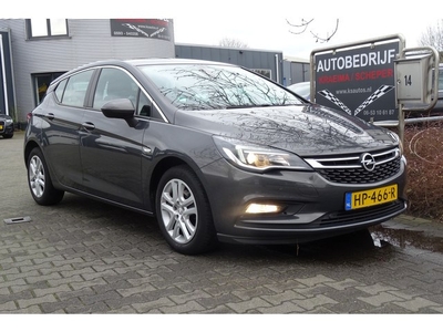 Opel Astra 1.0 Business+ (bj 2015)