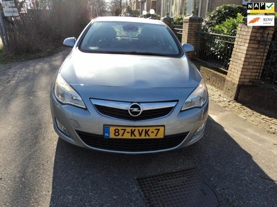 Opel Astra 1.4 Edition advertentie lezen