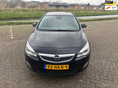 Opel Astra 1.4 Turbo Edition