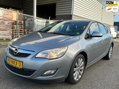 Opel Astra 1.6 Edition /CRUISE/PDC/NAVI/AUT/LEESTEKST/