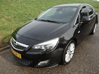 Opel Astra Benzine