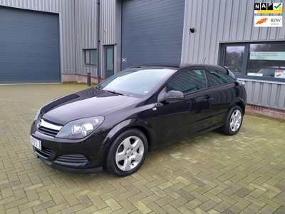 Opel Astra GTC 1.6 Enjoy nette staat