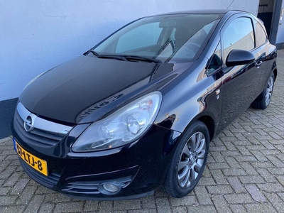 Opel Corsa 1.2-16V '111' Edition - LMV - Airco