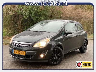 Opel CORSA 1.2-16V Cosmo - Navi - Airco - Cruise control !!!