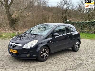 Opel Corsa 1.2-16V Essentia INRUILKOOPJE I NAVI I AIRCO